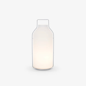 Lampa stołowa Somerset — Ligne Roset, opalowe szkło, uchwyt metalowy, widok z przodu