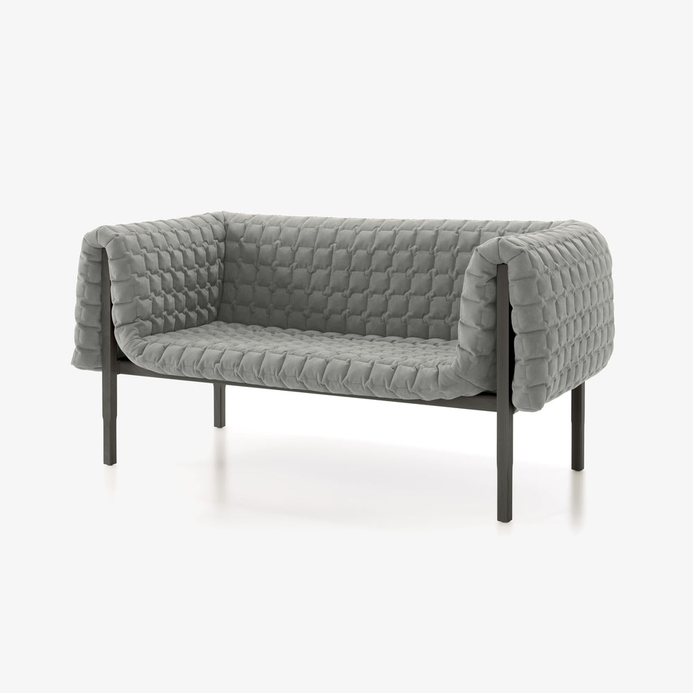 Sofa Ruché Medium — Ligne Roset, tapicerka pikowana, widok z przodu