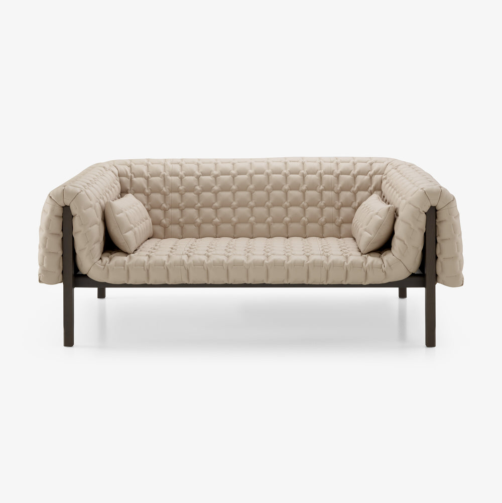 Sofa Ruché Medium Low Back — Ligne Roset, tapicerka pikowana, widok z przodu