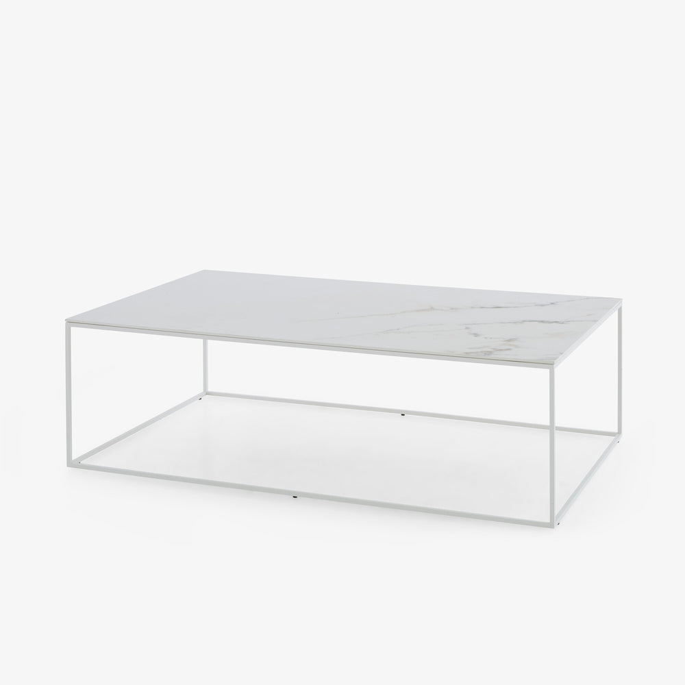 Stolik kawowy Space — Ligne Roset, blat marmurowy, konstrukcja metalowa, widok z przodu