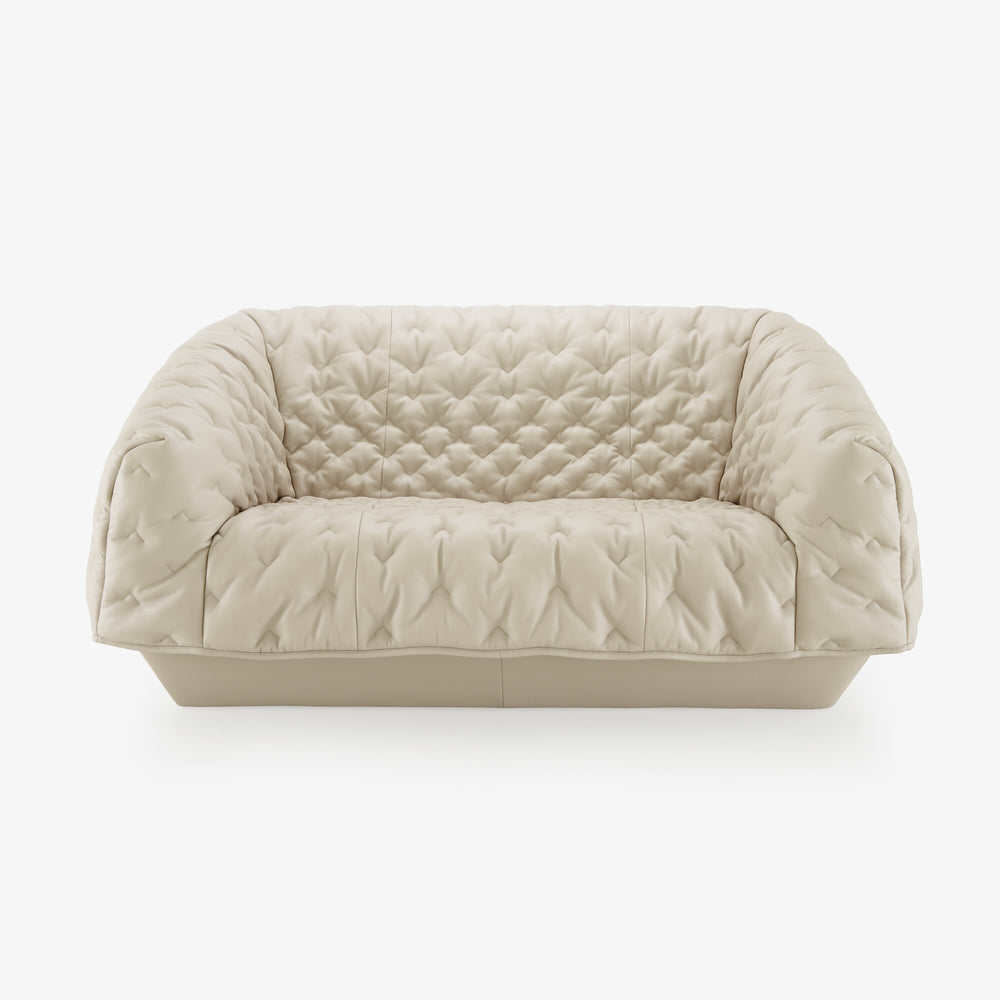Sofa Cover Medium — Ligne Roset, tapicerka pikowana, widok z przodu