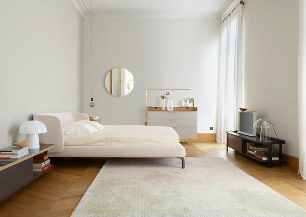 Lustro ścienne Ligne Roset Ura Large – Produkt z ekspozycji