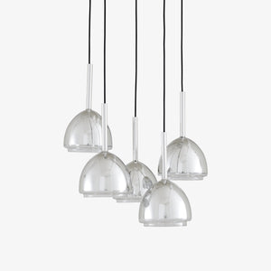 Lampa wisząca Chrome Bell — Ligne Roset, pięć kloszy w chromie, widok z przodu