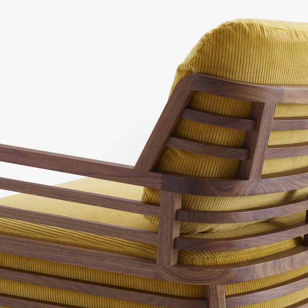 Flax High Back — detal podłokietnika i tapicerki, zbliżenie na splot tkaniny