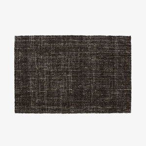 Dywan Tissage — Ligne Roset, tkanina w kolorze czarnym, widok z przodu