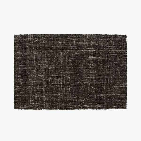 Dywan Tissage — Ligne Roset, tkanina w kolorze czarnym, widok z przodu