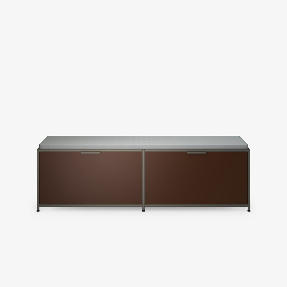 Ławka Dita — Ligne Roset, dwa fronty klapowe, blat szary, widok z przodu