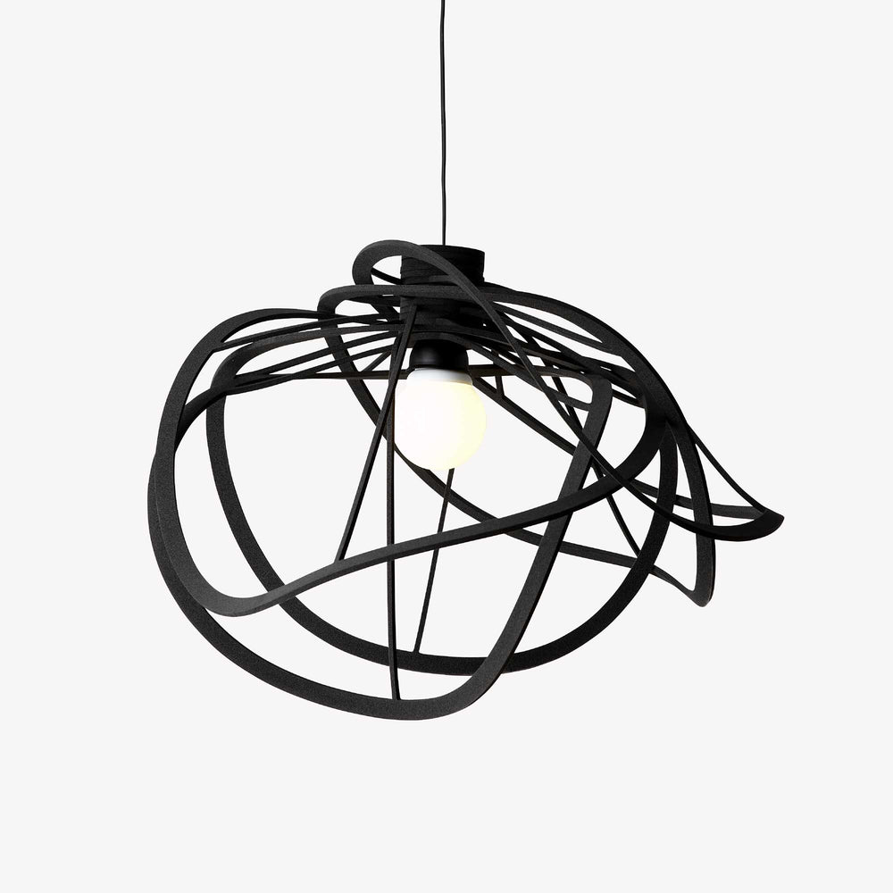Lampa wisząca Bloom — Ligne Roset, konstrukcja z czarnych pętli, widok frontalny