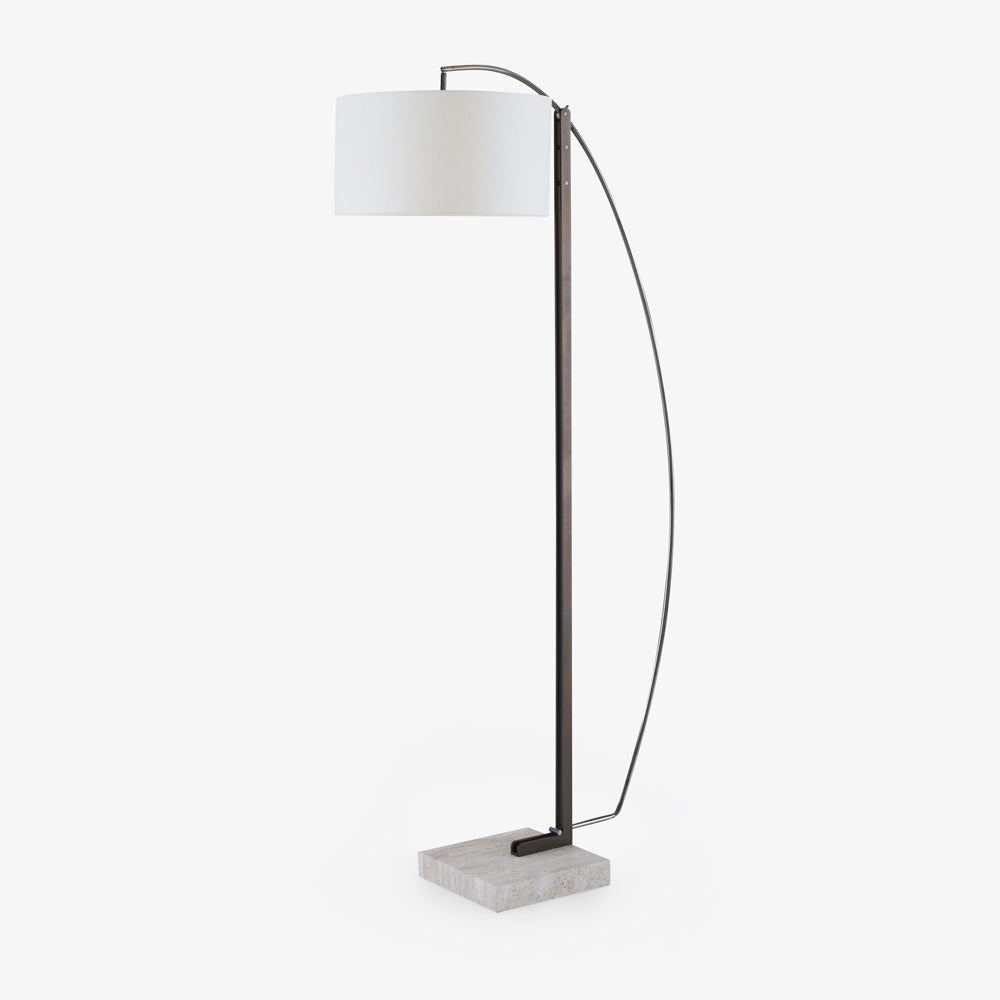 Lampa podłogowa Mama XXL — Ligne Roset, łuk z abażurem, podstawa betonowa, widok z przodu