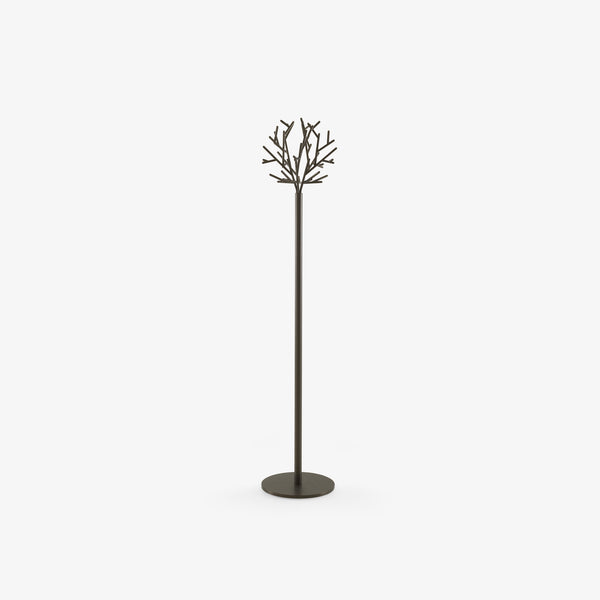 Wieszak stojący Clara — Ligne Roset, metal w kolorze brązu, gałęziaste ramiona, widok z przodu