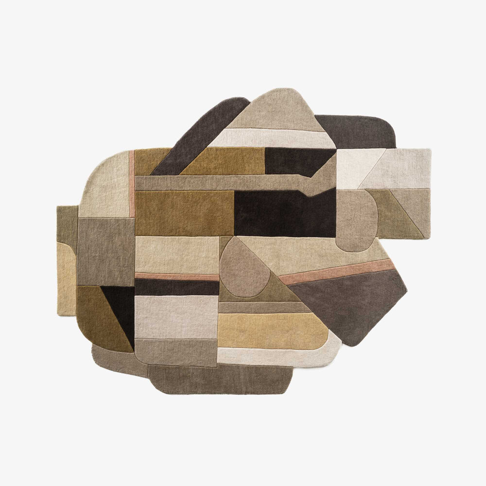 Dywan Sonja — Ligne Roset, abstrakcyjny wzór geometryczny, paleta beżu, brązu i czerni