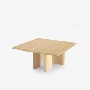 Stolik kawowy Lauze — Ligne Roset, blat drewniany, nogi cylindryczne, widok perspektywiczny
