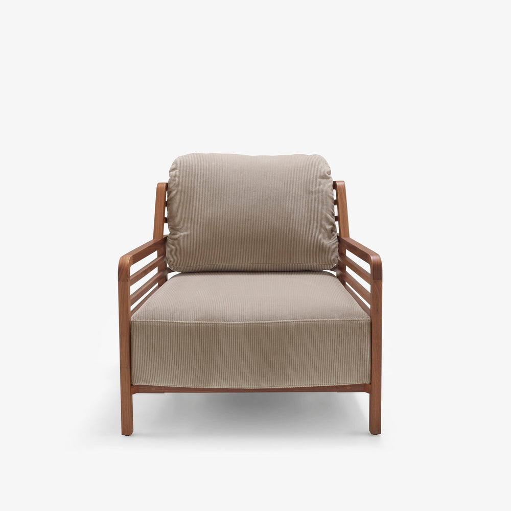 Fotel Flax High Back — Ligne Roset, tapicerka w tkaninie beżowej, widok z przodu