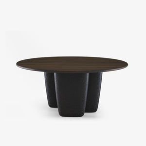 Stół Camma — Ligne Roset, blat drewniany, nogi w kształcie cylindrów, widok z przodu