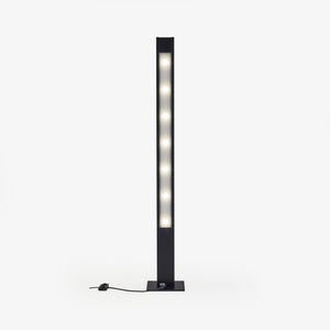 Lampa podłogowa Sam 2.0 — Ligne Roset, oświetlenie LED, widok z przodu