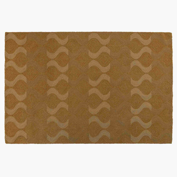 Dywan Wave — Ligne Roset, tkanina w kolorze gingembre, wzór falisty, widok z przodu