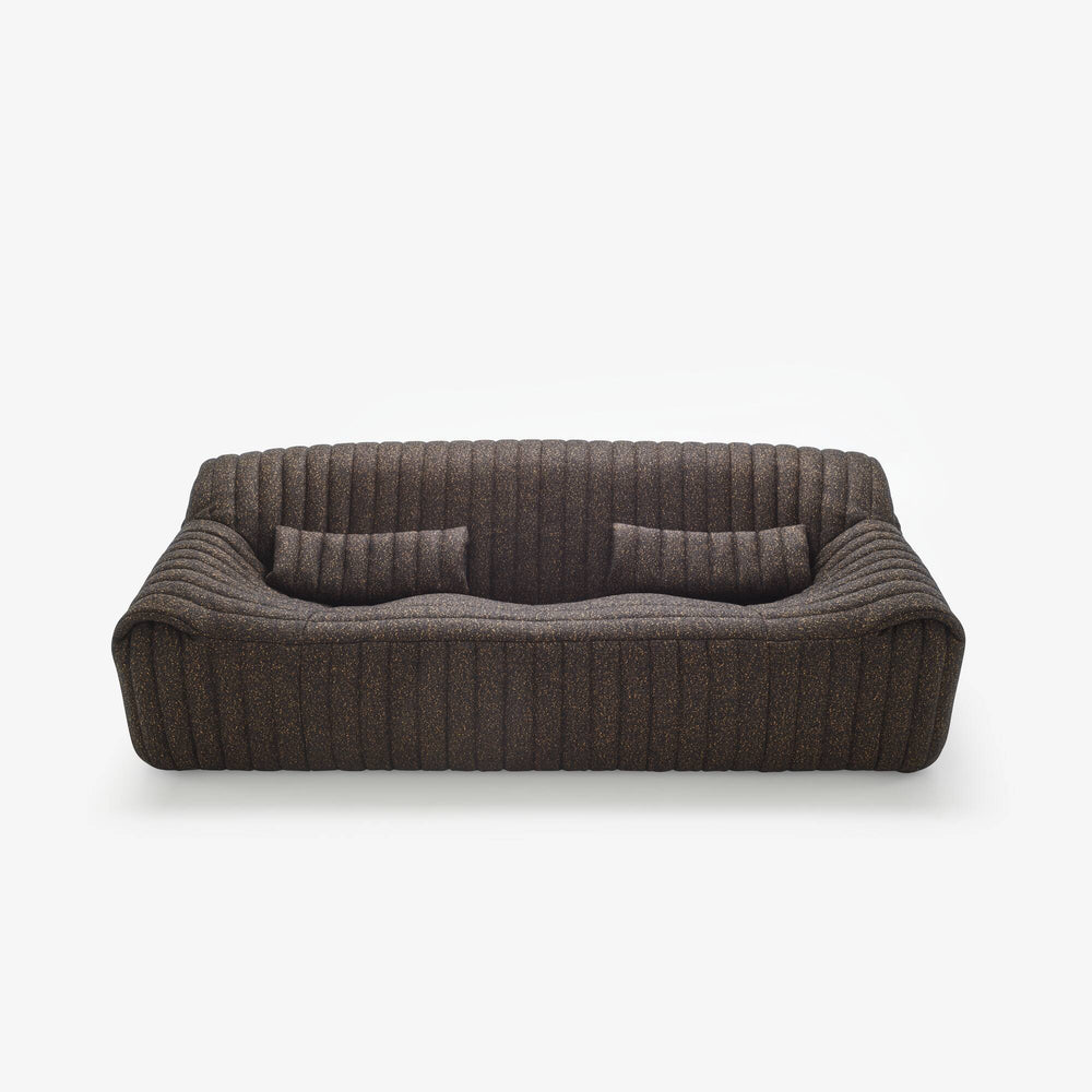 Sofa Sandra 3-osobowa — Ligne Roset, tapicerka w tkaninie, widok z przodu