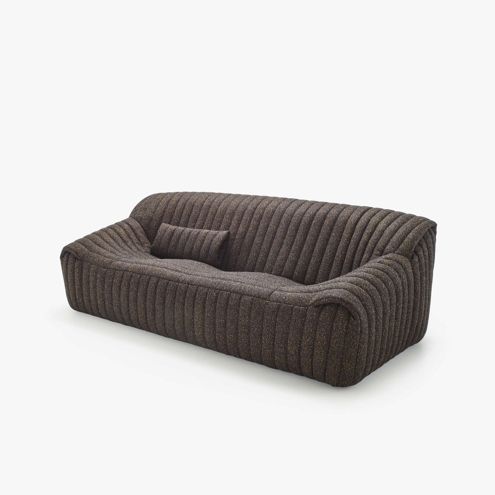 Sofa Sandra 3-osobowa — Ligne Roset, tapicerka w tkaninie, widok z przodu