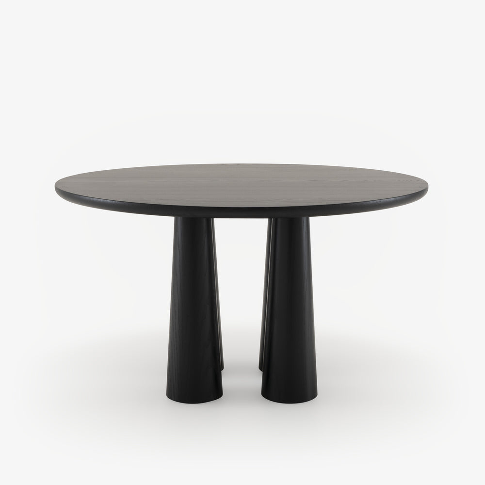 Stół Hashira — Ligne Roset, blat okrągły czarny jesion, nogi stożkowe, widok z przodu