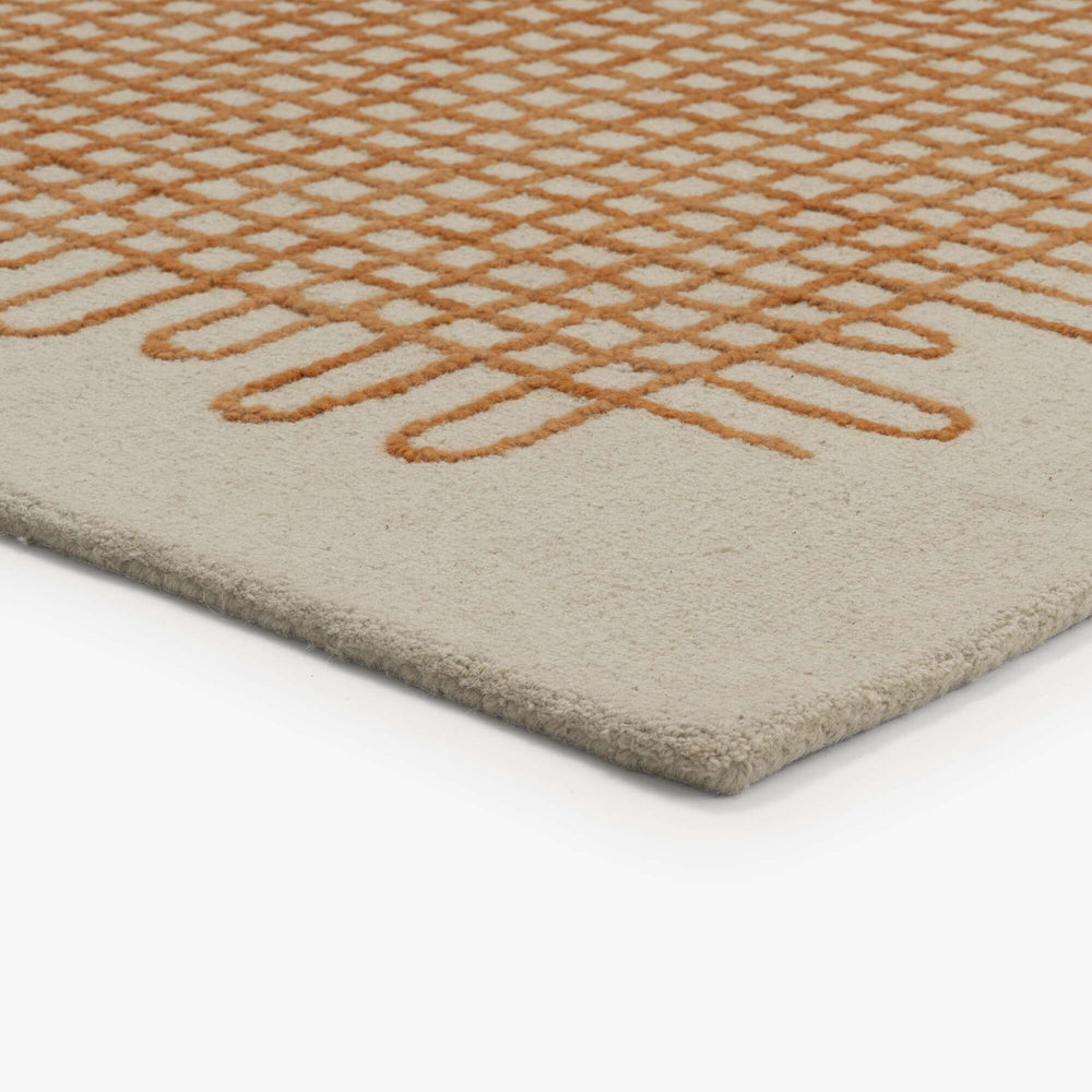 Dywan Scraffito — Ligne Roset, wzór geometryczny w kolorze terakota, widok z przodu