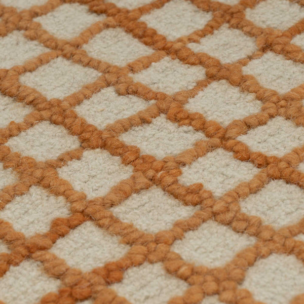 Scraffito — zbliżenie struktury tkaniny, geometryczny wzór z wypukłym splotem, tekstura włókna