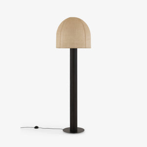 Lampa podłogowa Pompon — Ligne Roset, abażur lniany, słupek metalowy czarny, widok z przodu