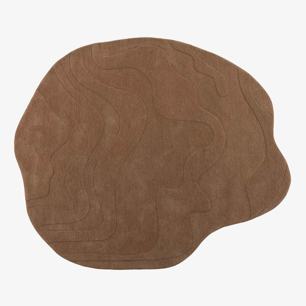 Dywan Gavrinis 4 — Ligne Roset, kształt organiczny, tapicerka wełniana w kolorze sahara
