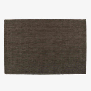 Dywan Kruger — Ligne Roset, tkanina w kolorze taupe, widok z przodu