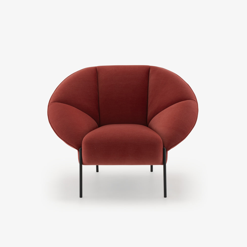 Fotel Païpaï — Ligne Roset, tapicerka w tkaninie terakota, widok z przodu