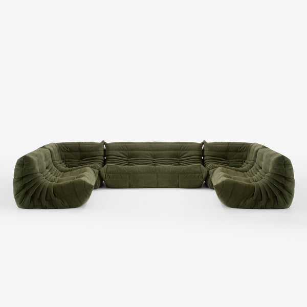 Sofa Togo — Ligne Roset, konfiguracja symetryczna, tapicerka welur w kolorze khaki, widok z góry