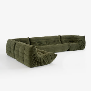 Togo — konfiguracja narożna, widok perspektywiczny, charakterystyczne fałdy tapicerki