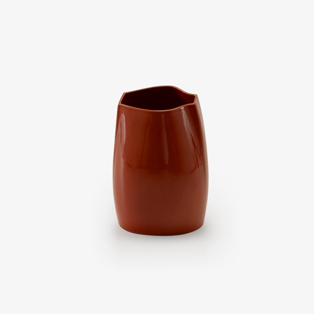 Wazon Morph small — Ligne Roset, ceramika w kolorze terakota, widok z przodu