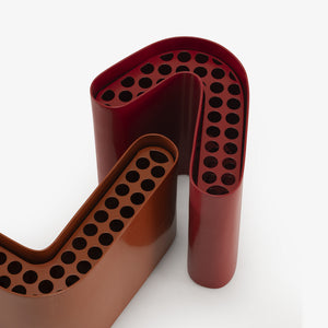 Architectural Vase medium — detal wnętrza, perforowana struktura, warianty kolorystyczne