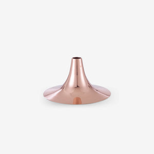 Wazon Gloss Copper — Ligne Roset, metal w kolorze miedzi, widok z przodu