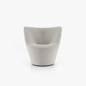 Fotel Anda — Ligne Roset, tapicerka jasna tkanina, widok z przodu