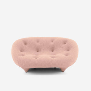 Sofa Ploum Small High Back — Ligne Roset, tapicerka w tkaninie pudrowy róż, widok z przodu