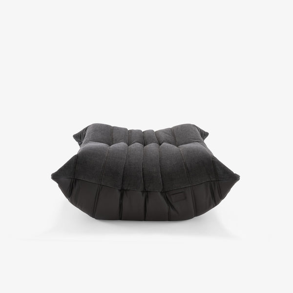 Podnóżek Togo BOSS × Ligne Roset — graphite