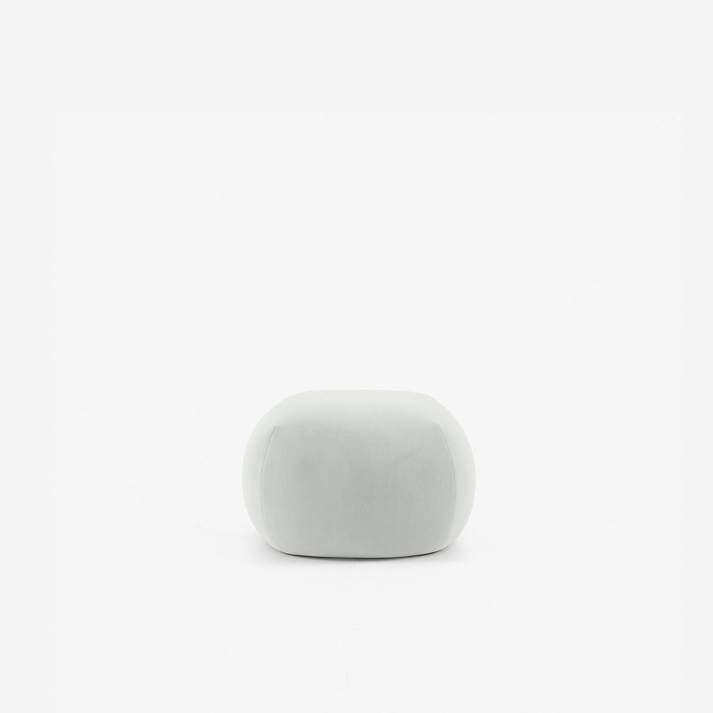 Podnóżek Pukka Small — Ligne Roset, tapicerka w tkaninie, widok z przodu