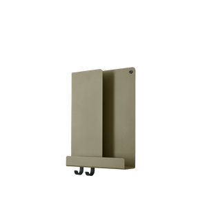 Folded 29,5 x 40 cm