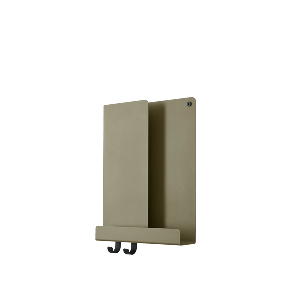 Folded 29,5 x 40 cm