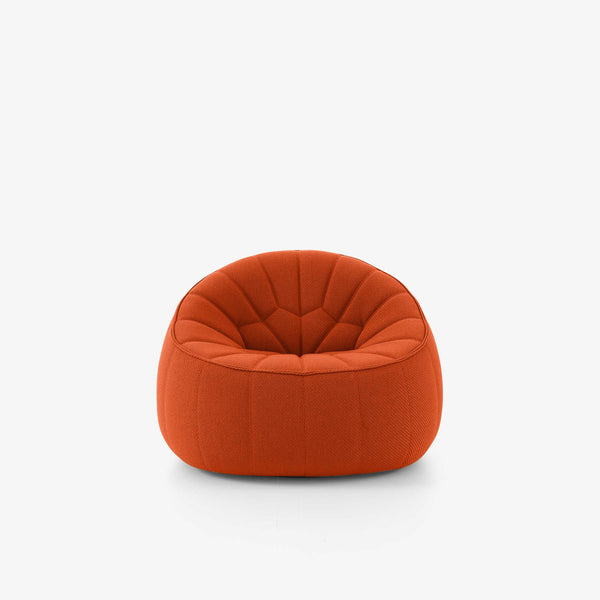 Fotel Ottoman — Ligne Roset, tapicerka w tkaninie pomarańczowej, widok z przodu