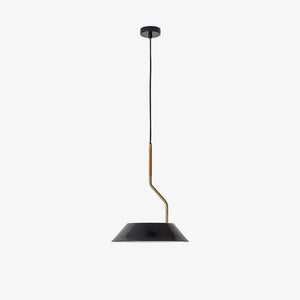 Lampa wisząca Aider — Aromas Del Campo, abażur czarny metal, drewniany element na zawieszeniu