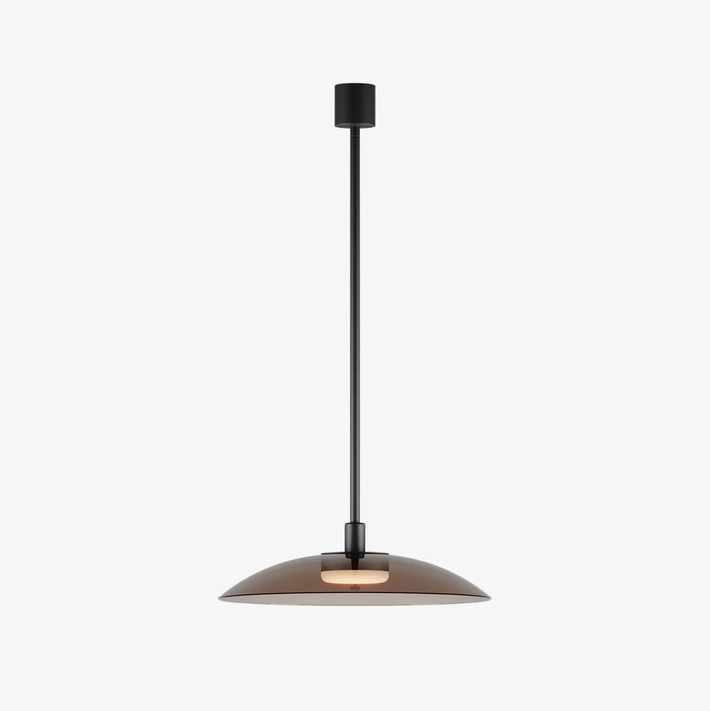 Lampa wisząca Betty — Aromas Del Campo, abażur metalowy w kolorze czarnym, widok z przodu
