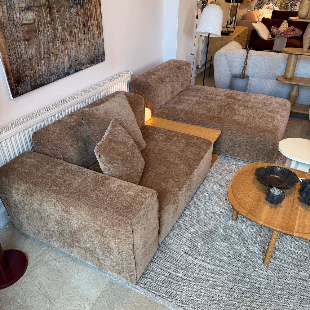 Sofa modułowa Edda — zestaw wystawowy z szezlongiem
