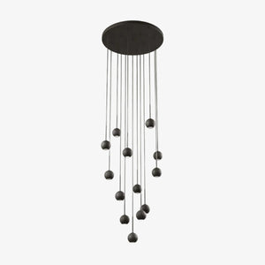 Lampa wisząca Lita — Aromas Del Campo, kuliste klosze w kolorze czarnym na metalowych linkach, widok frontalny