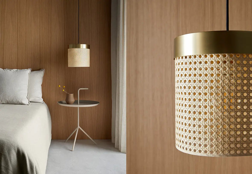 Lampa wisząca Ptan — Aromas Del Campo, abażur perforowany w kolorze złotym, widok z przodu
