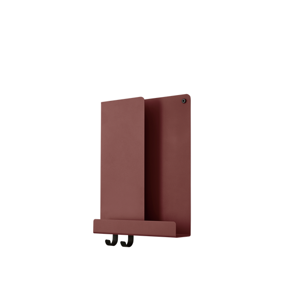 Folded 29,5 x 40 cm