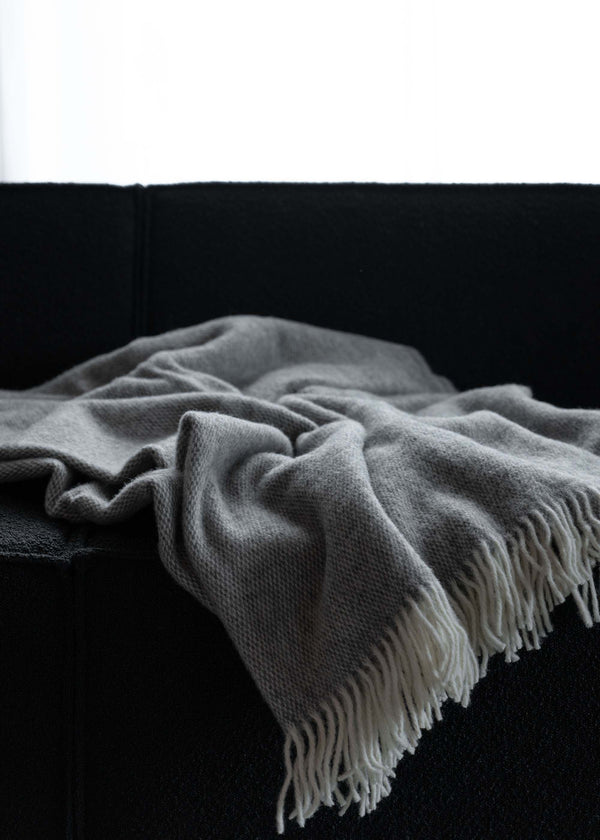 MERI blanket / Ash Tamo