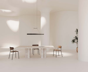 Niro — lampa nad stołem jadalnym w minimalistycznym wnętrzu, ujęcie lifestyle