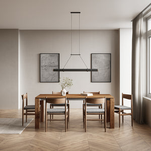 Niro — lampa wisząca nad drewnianym stołem, aranżacja jadalni z naturalnymi materiałami